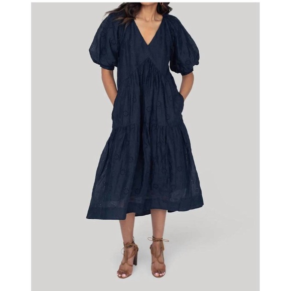 Frame Denim Dresses & Skirts - Frame Navy Eyelet PUFF Sleeve Maxi Dress Small Ramie